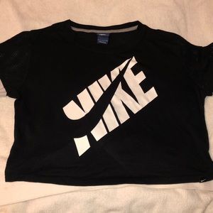 Nike cropped shirt